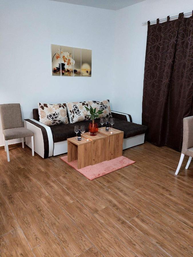 Aparthotel Filigran Palić Exterior foto