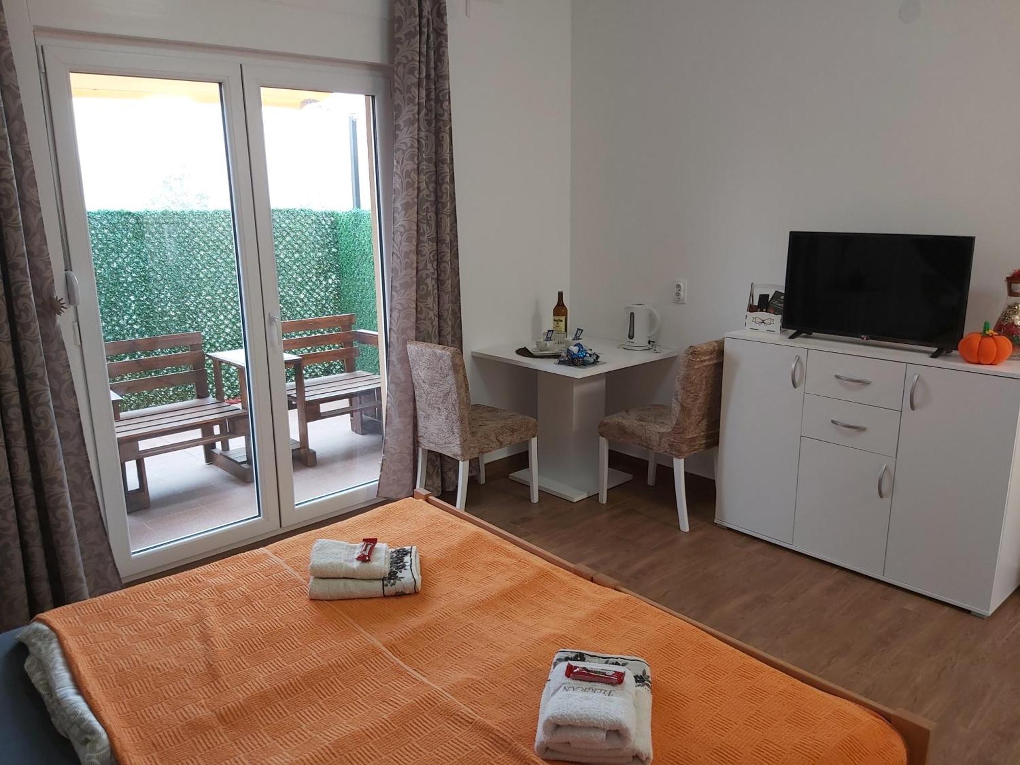 Aparthotel Filigran Palić Exterior foto
